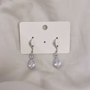 ~dangle cubic zirconia earrings